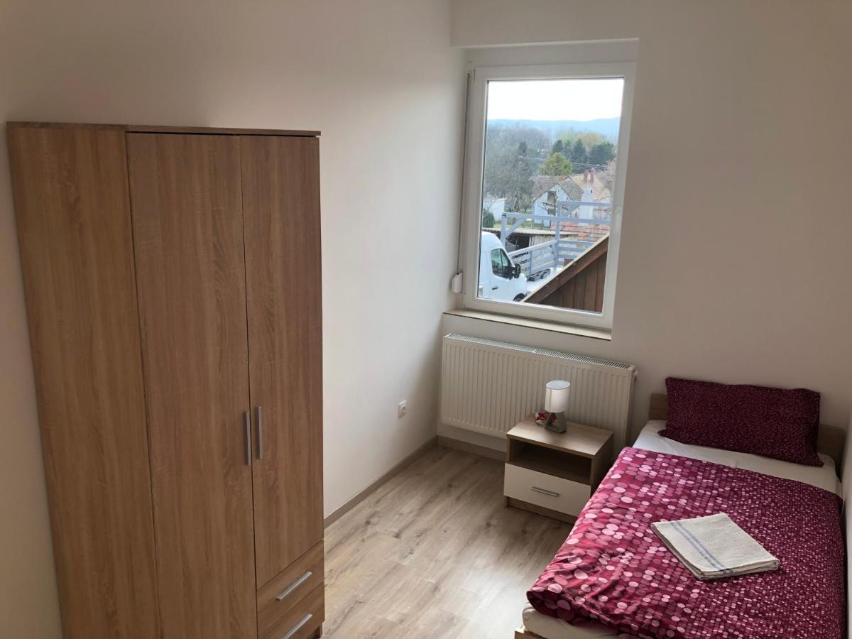 Pupos Apartman Сиглигет Екстериор снимка