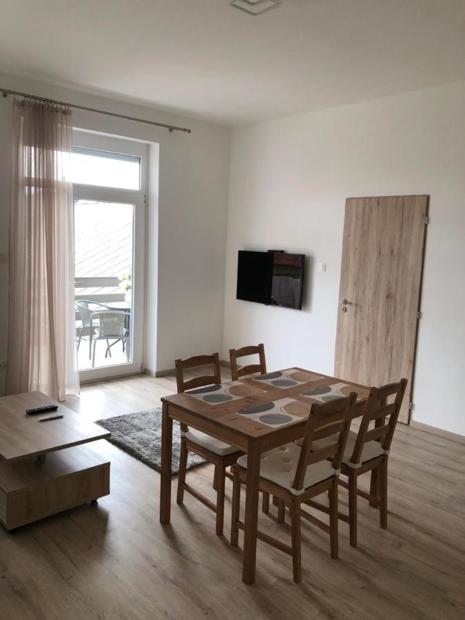 Pupos Apartman Сиглигет Екстериор снимка