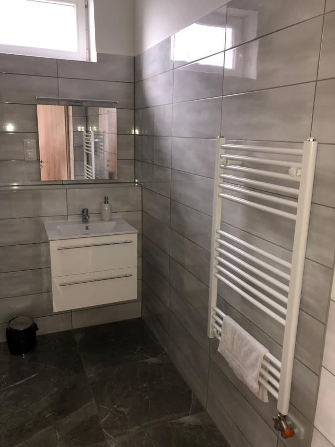 Pupos Apartman Сиглигет Екстериор снимка